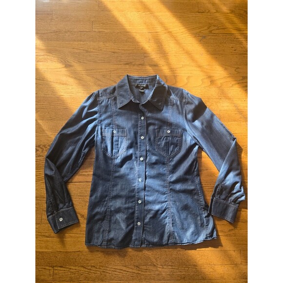 St John Cotton & Cashmere Denim Chambray Long Sleeve Button Down Shirt Size 8 - Picture 2 of 7